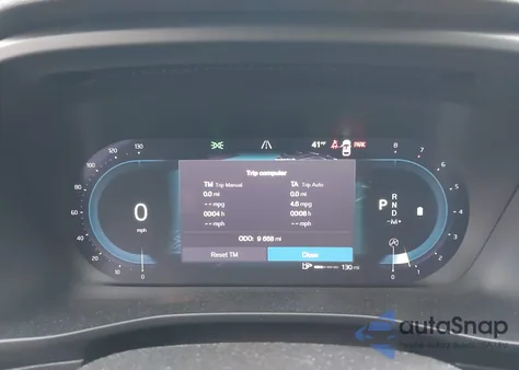 2024 Volvo Xc40 B5 Ultimate Dark Theme z USA, uszkodzony, nr VIN YV4L12UM1R2357723